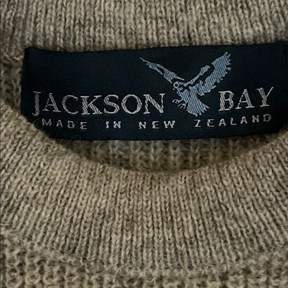Made in New Zealand Jackson and Bay Wool Tweed Gray Sweater. L - Picture 2 of 6